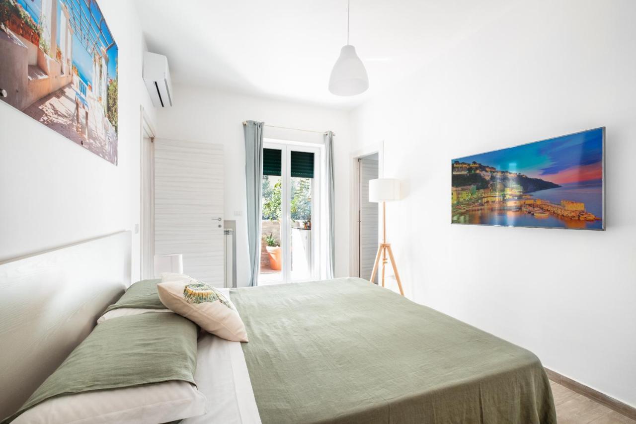 Apartment Dreamers' House