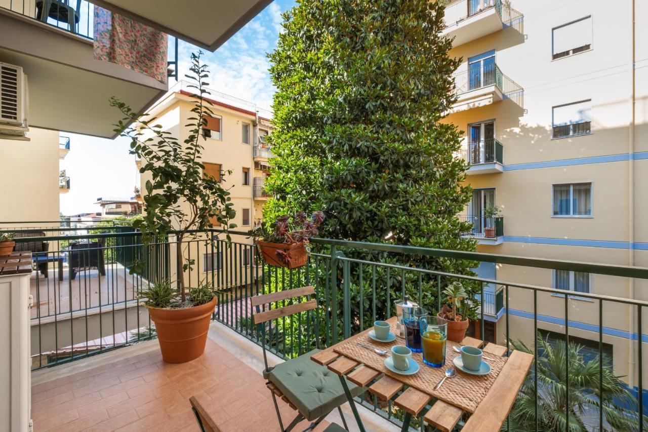Apartment Dreamers' House